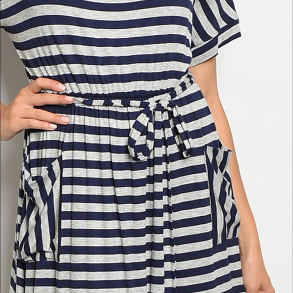 🆕Navy Gray Stripes Midi Dress - Picture 5 of 6